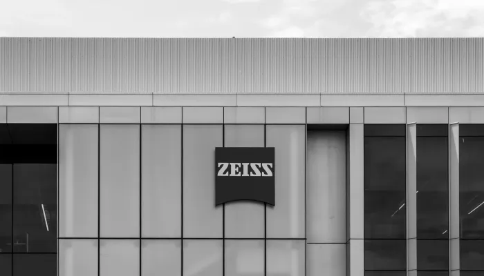 The Science of Sight: The Purist's Approach to ZEISS Optics